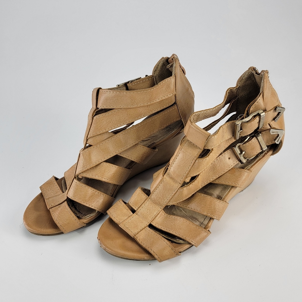 DbDk Wedge Sandals w Zipper & Strap - Size 5.5
